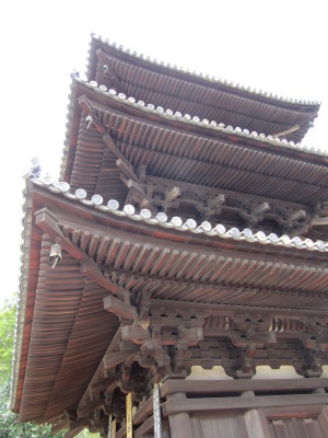 石手寺の三重塔